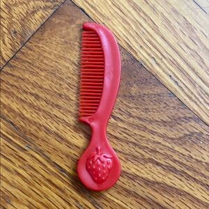 Vintage Strawberry Shortcake Comb